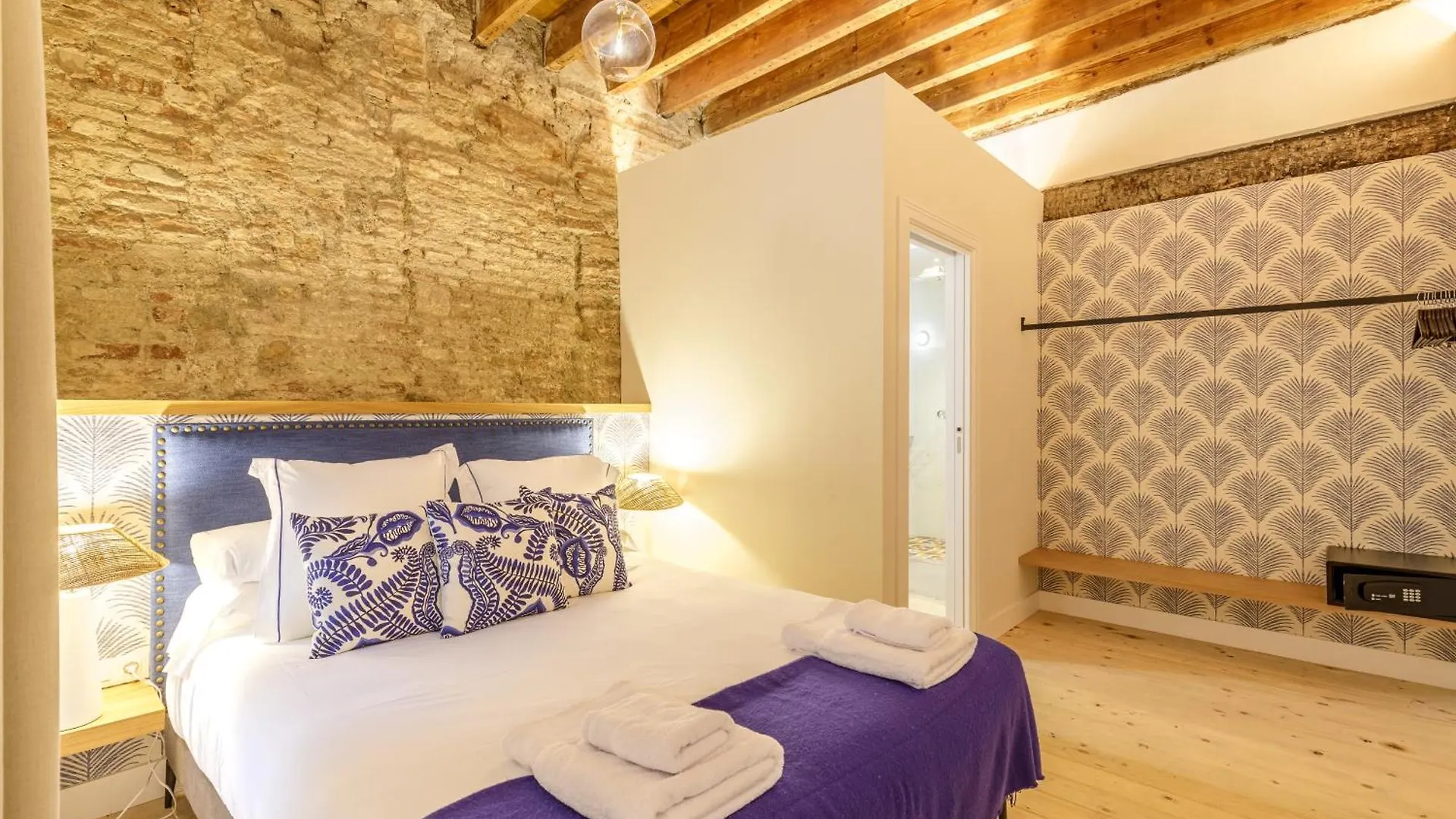 Apartamento Palacio Vegafuente By Caleta Homes Málaga España