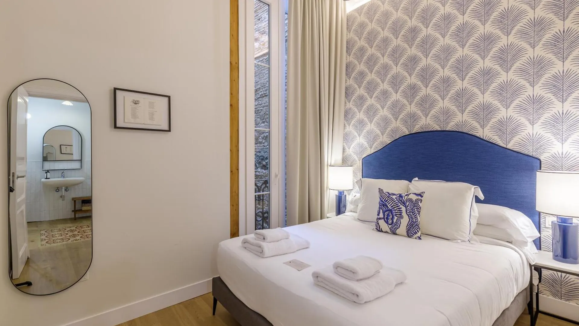 Palacio Vegafuente By Caleta Homes Malaga Apartment